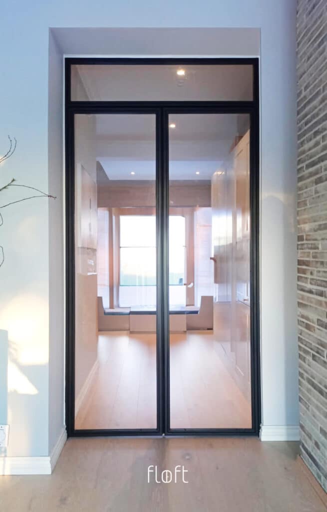 Lofttür zweiflügelig doppelflügelig, Glas-Tür mit Stahlrahmen, minimalistisch, modernes Design, Industrie-Look, Abtrennung aus Glas, Türen mit Oberlicht für hohe Decken